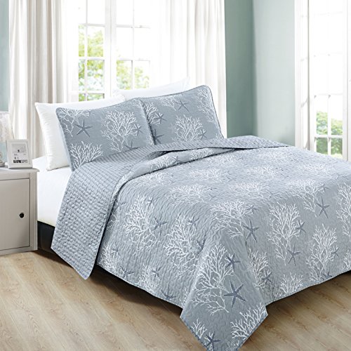 Home Fashion Designs 3-Piece Coastal Beach Theme Quilt Set with Shams. Soft All-Season Luxury Microfiber Reversible Bedspread and Coverlet. Fenwick Collection Brand. (King, Pearl Blue)