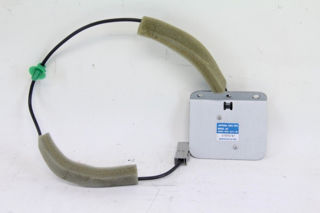 Amazon | HONDA (ホンダ) 純正部品 アンテナASSY. GPS シビック