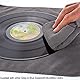 Professioneller LP Schallplatten-Reiniger. Antistatisches Vinyl-Schallplatten Reinigungs-Set für die Reinigung von Schallplatten (250ml) mit Halterung, großen Mikrofaser-Tüchern & Nadel-Reiniger.
