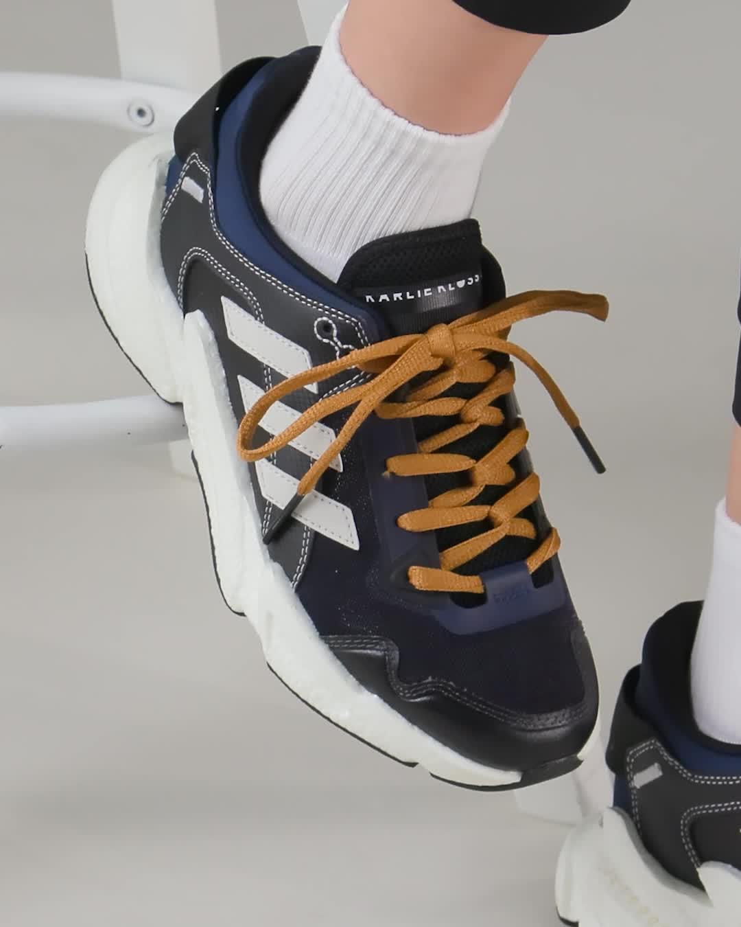 Amazon | [アディダス] ランニングシューズ カーリー クロス X9000