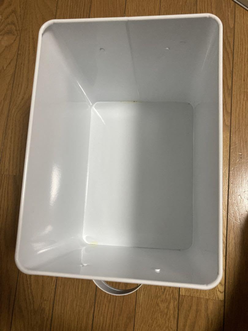 スワロフスキークリスタル使用　フードボックス　犬　ペット　フード　収納　多機能 Amazon.co.jp: スワロフスキークリスタル使用 フードボックス 犬