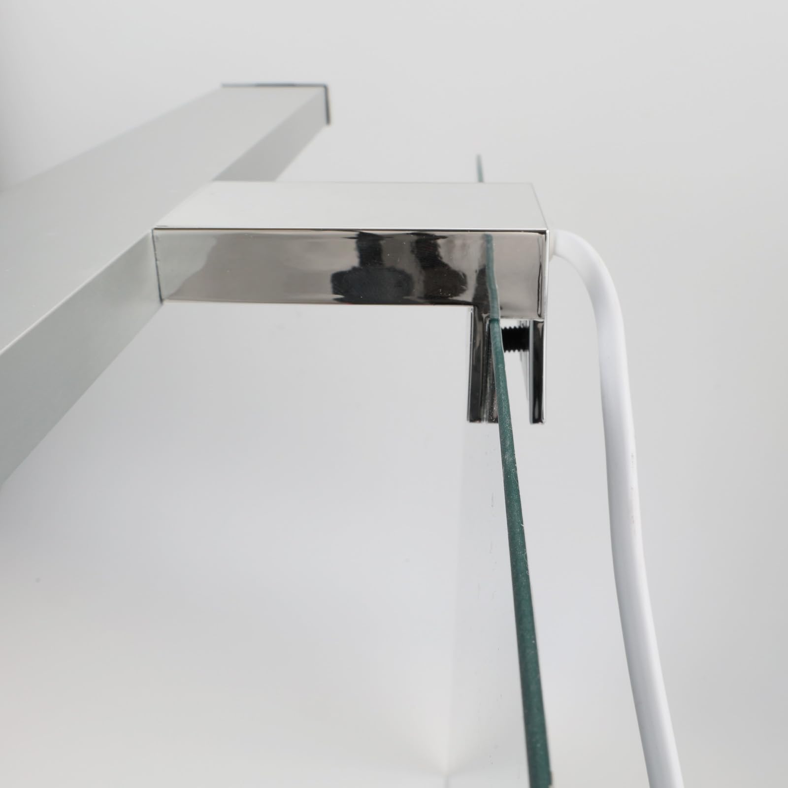 Alpinaluz Aplique LED para Espejo de Baño 40 cm – Luz Blanca Neutra 4000K – IP44 – Carcasa de Aluminio y Soporte en Policarbonato Cromado – Montaje en Espejo Pared o Mueble (40cm 10W)
