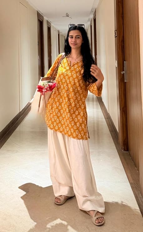 Image of Women's Cotton Farshi Salwar Suit Set | 3 /4 Sleeves, Plain Kurti