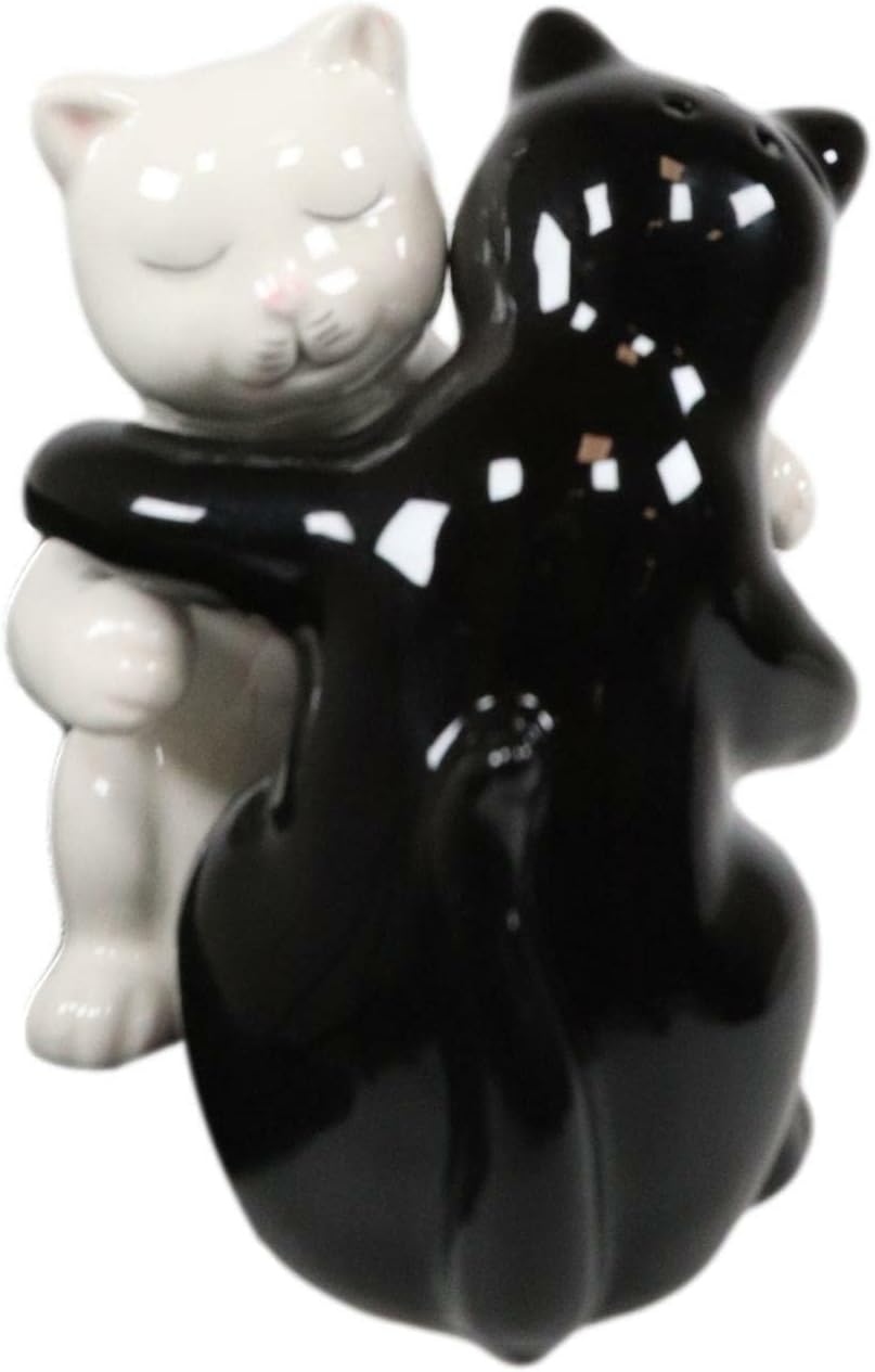 Set Of 1 Dancing And Hugging Cats Salt And Pepper Shakers