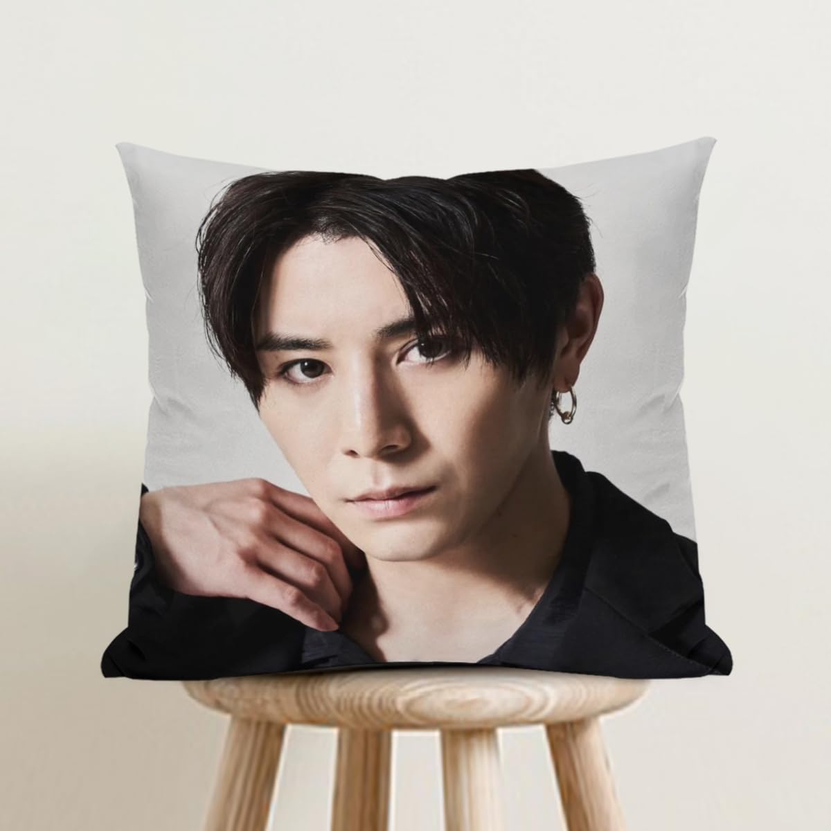 山田涼介クッションカバー65×65サイズ Amazon.co.jp: 山田.涼介 やまだ りょうすけ クッションカバー 2