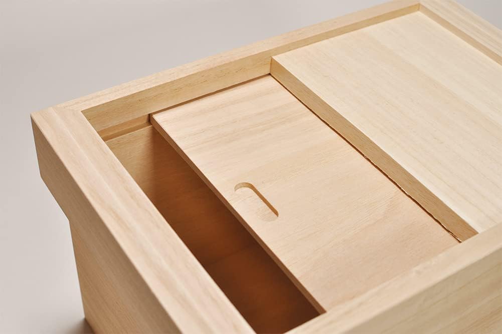IPPINKA Wooden Rice Storage Container for 7kg/15lbs, Made in Japan, Made of Kiri (Japanese Paulownia),
