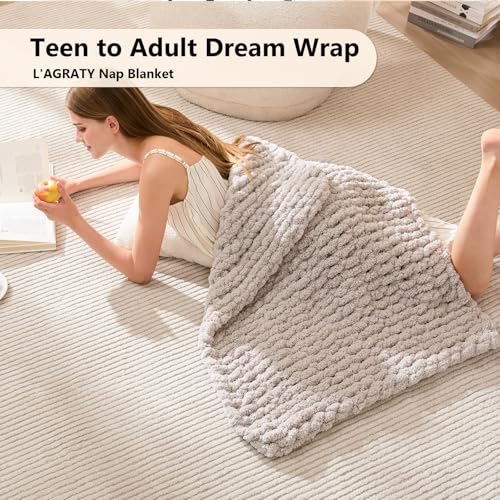 Image of L'AGRATY Chunky Knit Throw Blanket for Couch, 40'' x 50'' Knit Throw, Grey