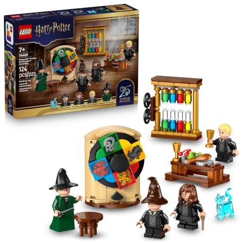 LEGO Harry Potter Hogwarts Castle: Sorting...