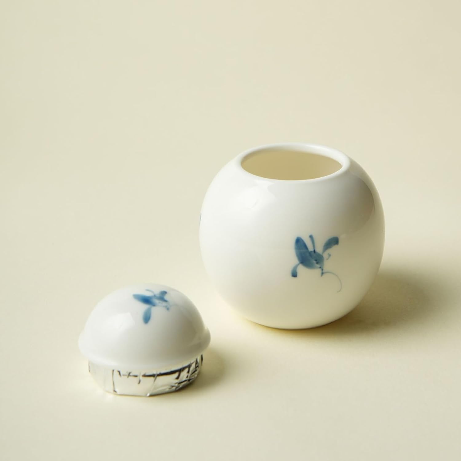 Hand-drawn Orchid Underglaze Color Tea Canister, 110ml 3.7oz, Mini Ceramics Sealed Jar