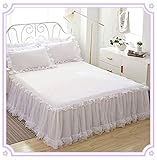 ▶ Volante de moda: falda de cama Cubierta de encaje Diseño de falda de gasa, hermoso y elegante, y de larga duración.Las correas elásticas de los lados anchos en la parte posterior de la falda de la cama pueden arreglar bien la falda de la cama de la deriva, eliminando el problema de ordenar la falda de la cama.