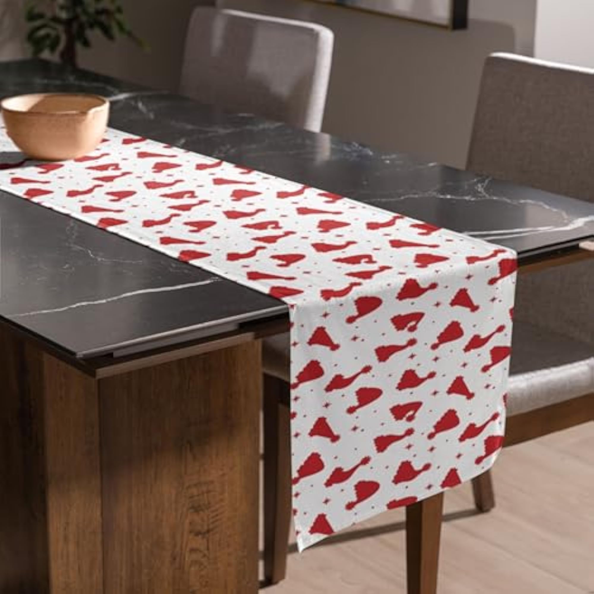 4 Table Mats and Runner Set for Dining Table, Christmas Decor