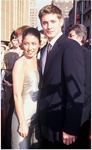 Supernatural Jensen Ackles with high school girlfriend looking to the