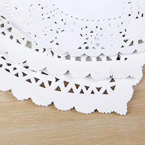 Paquete de 100 tapetes de papel de encaje blanco con forma de corazón de 25,4 cm para decoración de bodas, día de San Valentín, fiestas