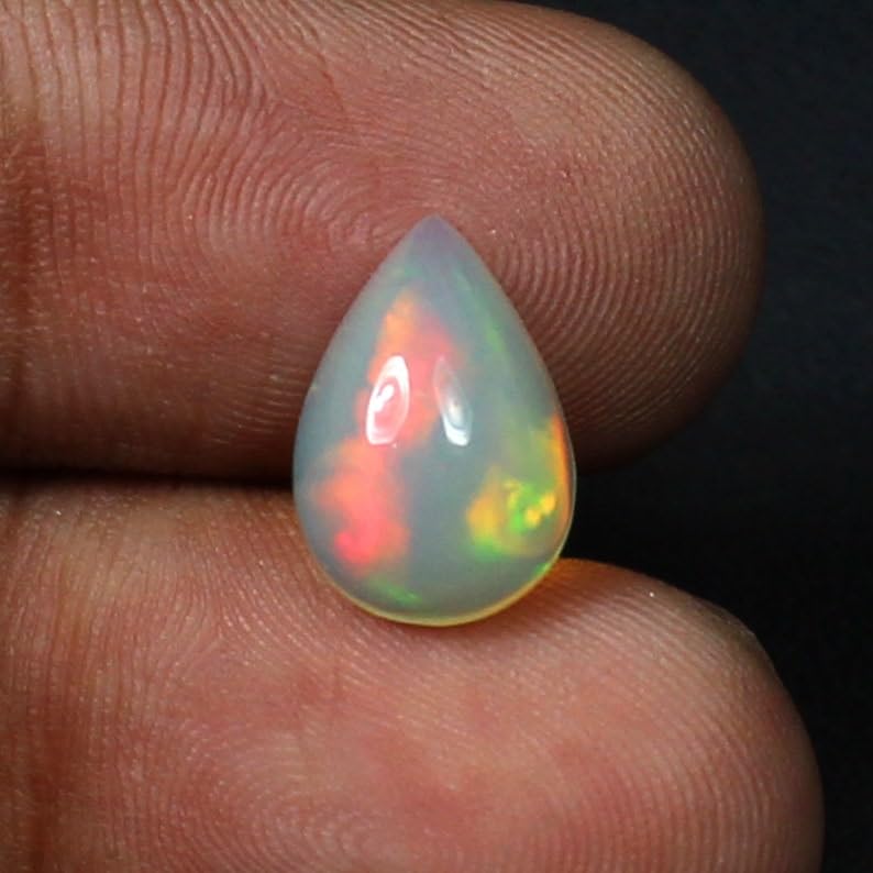 Opale éthiopienne 12 x 8 x 5,5 mm - 1 cabochon de qualité AAA naturelle multi-feu