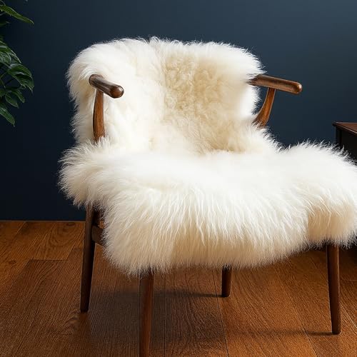 Woolous Sheepskin Rug – Genuine New Zealand Lambskin Pelt, Natural Ivory Sheep Skin Throw, Soft Fluffy Sheepskin for Bedroom, Living Room, Chair, Sofa, Pet Bed or Yoga Mat (90x60 cm)