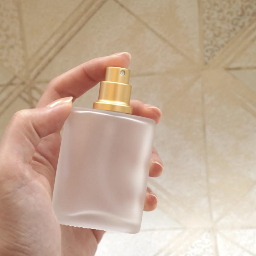 Amazon.co.jp: 【フロスト加工 スプレー瓶】30ml ゴールドキャップ