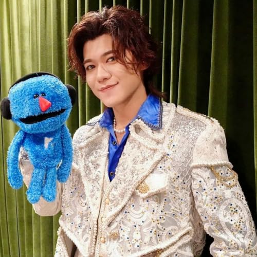 #103 紅白衣装で登場テンション爆あがレオン!