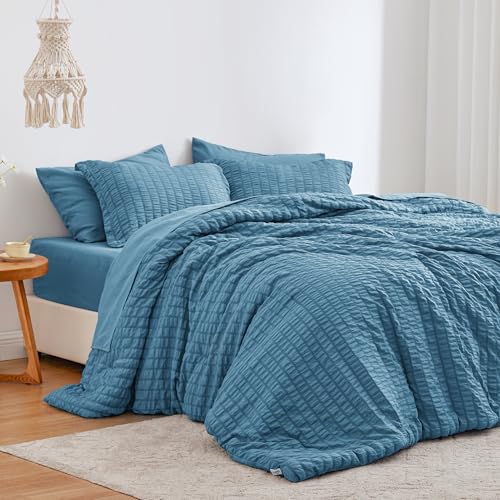 Love's cabin Seersucker Misty Blue Twin Comforter Set by Love's cabin - Used condition - US$30.69