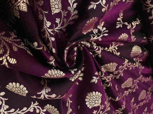 Tissu brocart de soie coloris mûre pour confectionner une veste de créateur