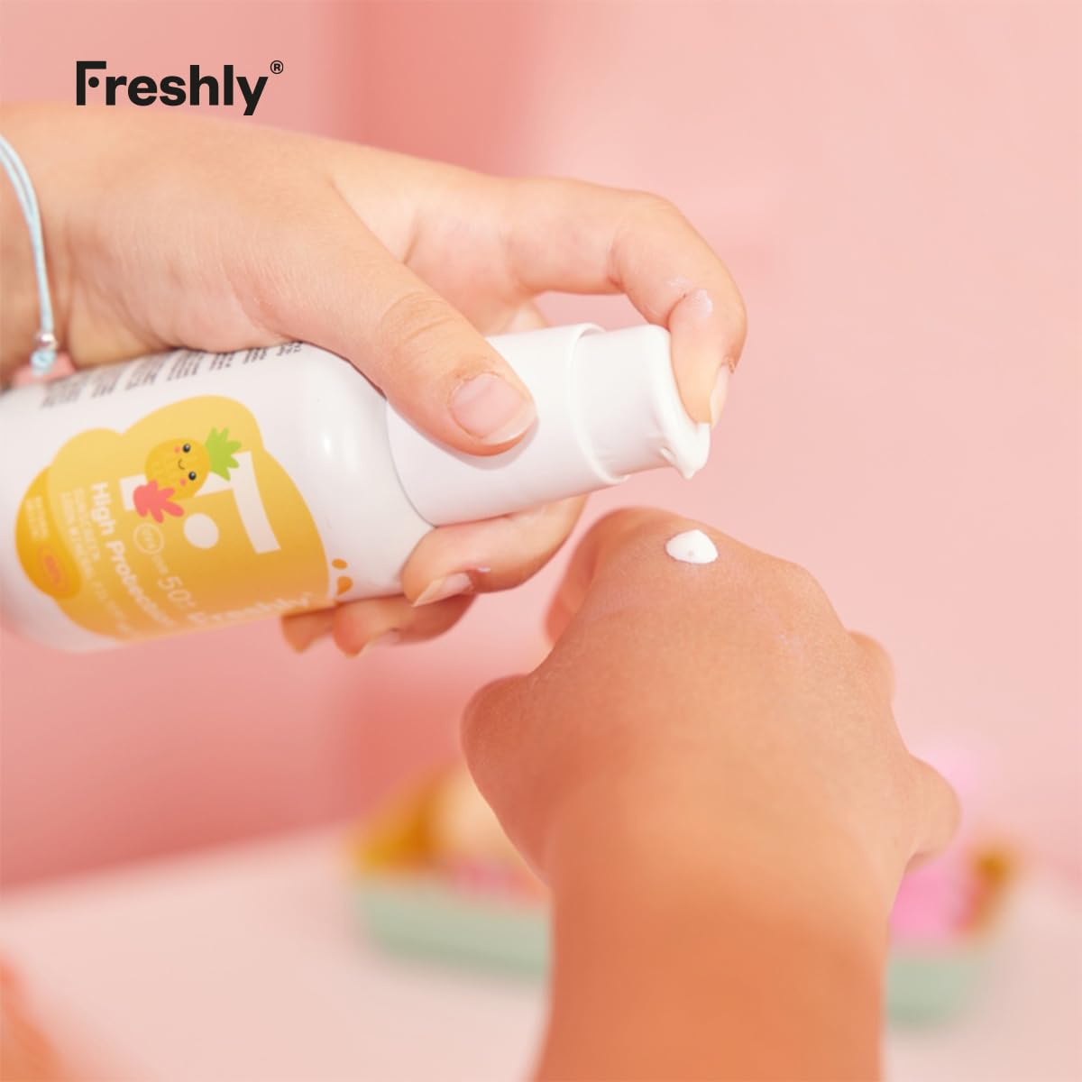Freshly Cosmetics | Kids Protection Sunscreen | Protezione Solare Bambini SPF 50+ | 100 ml | Crema Solare Naturale con Filtri Minerali per Neonati e Bambini