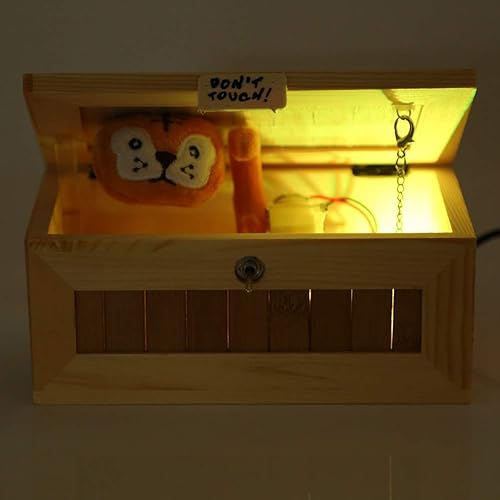 Miniatura 5 de Caja inútil con texto en inglés "Don't Touch", caja de madera con USB electrónico lindo tigre, máquina de sorpresas divertidas para niños, amigos,