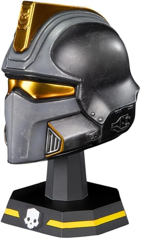 Dark Horse Helldivers 2: Hero of the Federation Helmet 1:4 Scale Replica, 4.5-Inch, Grey, Gold