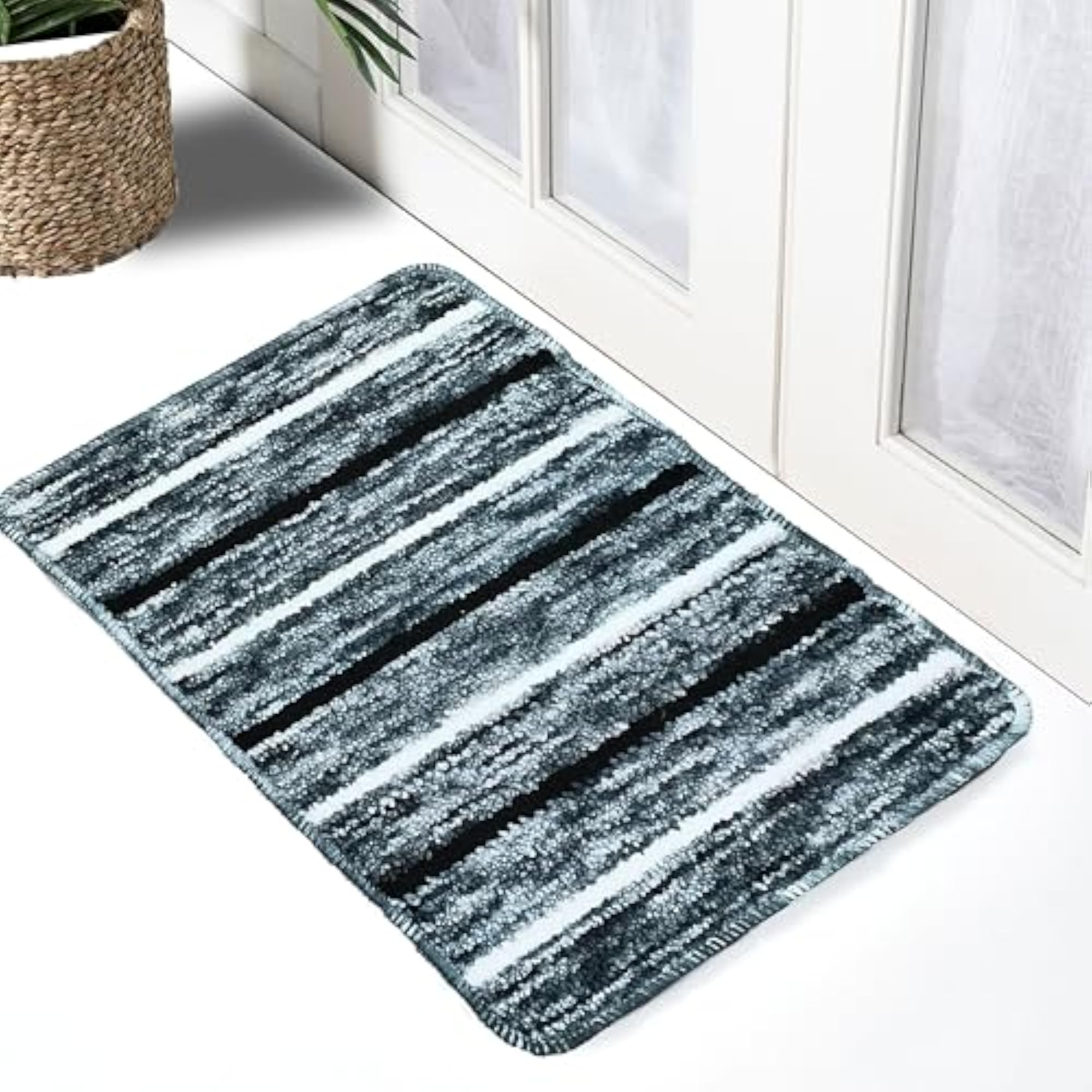 Striped Microfiber Bath Mat, Non-Slip and Water Absorbing