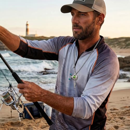 قلادة بكرة صيد صغيرة عملية للرجال - قلادة تفاعلية من الستانلس ستيل مع خيط حقيقي قابل للتعديل ودلاية سمكة - مجوهرات حلقة قابلة للتحويل، هدية فريدة للصيادين والاب والصيادين