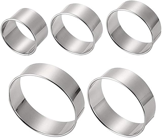 kuou 5 Pcs Cookie Cutters, Pastry Cutter 5 Sizes Round Cookie Cutter Shapes Scone Cutter Donut Cutter Circle Biscuit Cutters for Making Donut Pies Scone