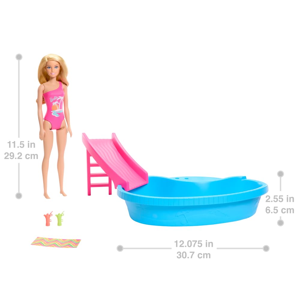 Barbie - Playset Piscina, con bambola bionda in costume rosa intero con stampa tropicale, include piscina, scivolo, telo e bevande, giocattolo per bambini, 3+ anni, HRJ74