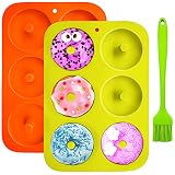 🍩【Paquete y Tamaño】Agregue 2 bandejas de diferentes colores, 1 Cepillo de Aceite, el tamaño de cada bandeja es 10.1 * 7.1 * 0.9 in / 25.5cm * 18cm * 2.5cm. Esta bandeja para hornear culinaria profesional es perfecta para hacer rosquillas en tamaño estándar.