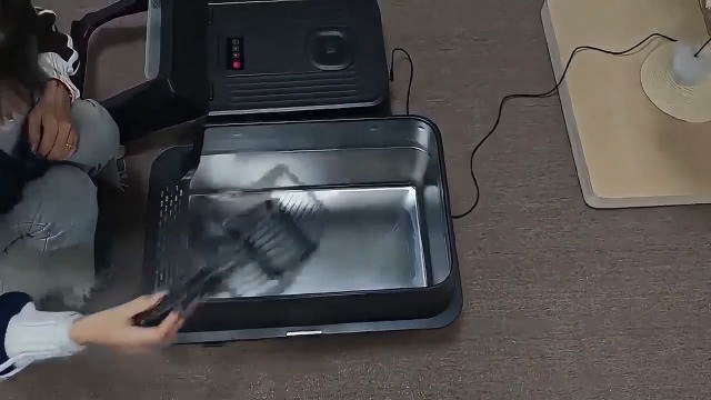 Amazon | [MOOBOT] 猫 トイレ 自動脱臭 大型 深型 猫砂盆 本体