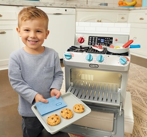 Little Tikes First Oven Realistic Pretend Play Appliance for Kids, Play Kitchen with 11 Accessories and Realistic Cooking Sounds, Unique Toy Multi-Color, Ages 2+ — view 3