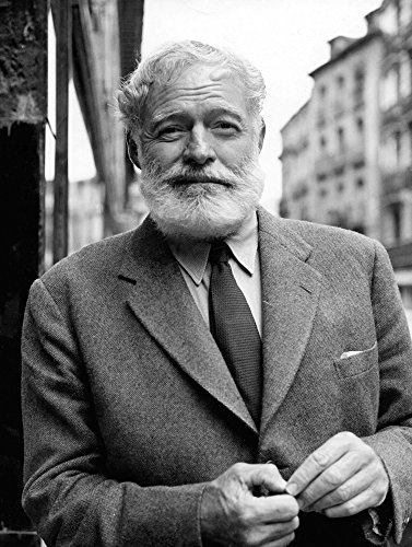 Ernest Hemingway Photo Print (8 x 10)
