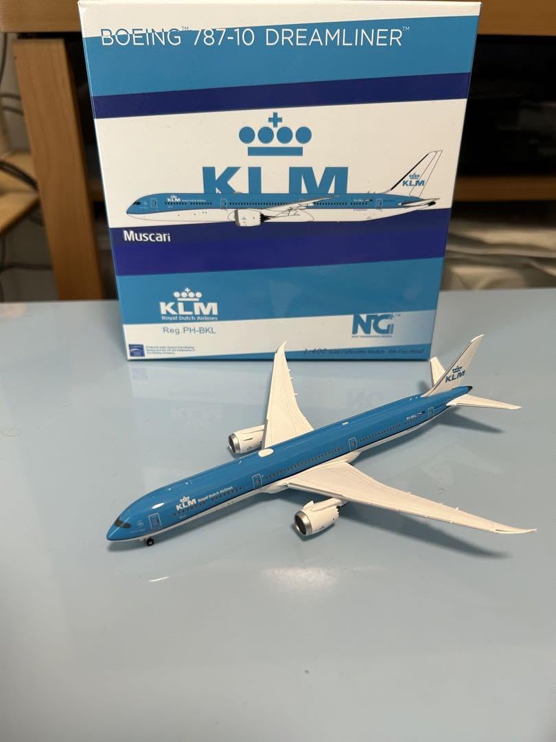 Amazon.co.jp: (2点から割引)NG model KLMオランダ航空 B787-10 1/400  