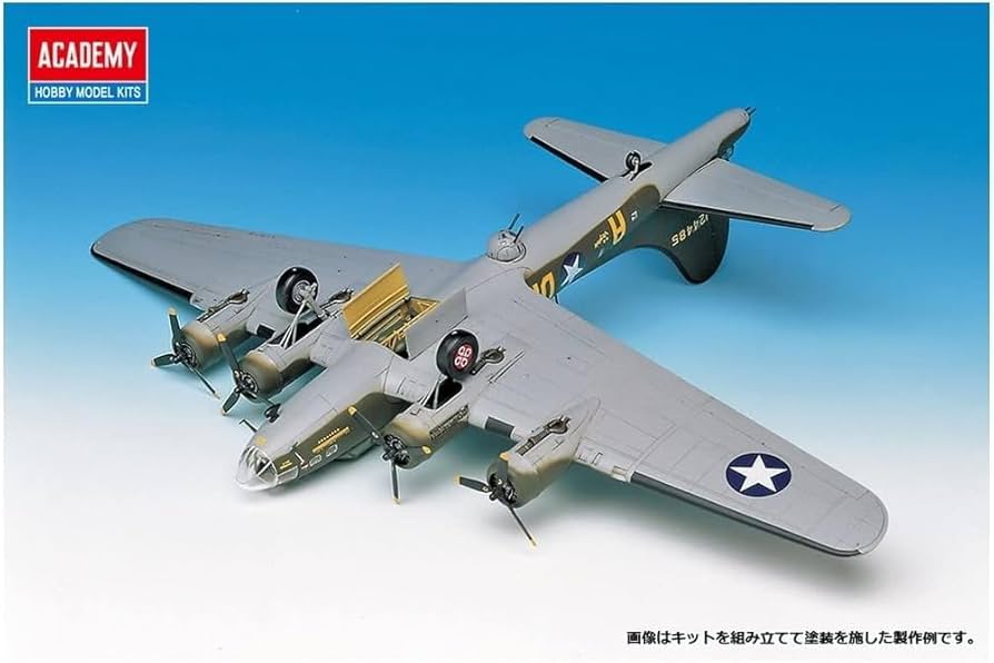 メンフィスベル 機長直筆サイン入りTシャツ & B-17(レベル・ハセガワ×２) メンフィスベル 機長直筆サイン入りTシャツ & B-17(レベル