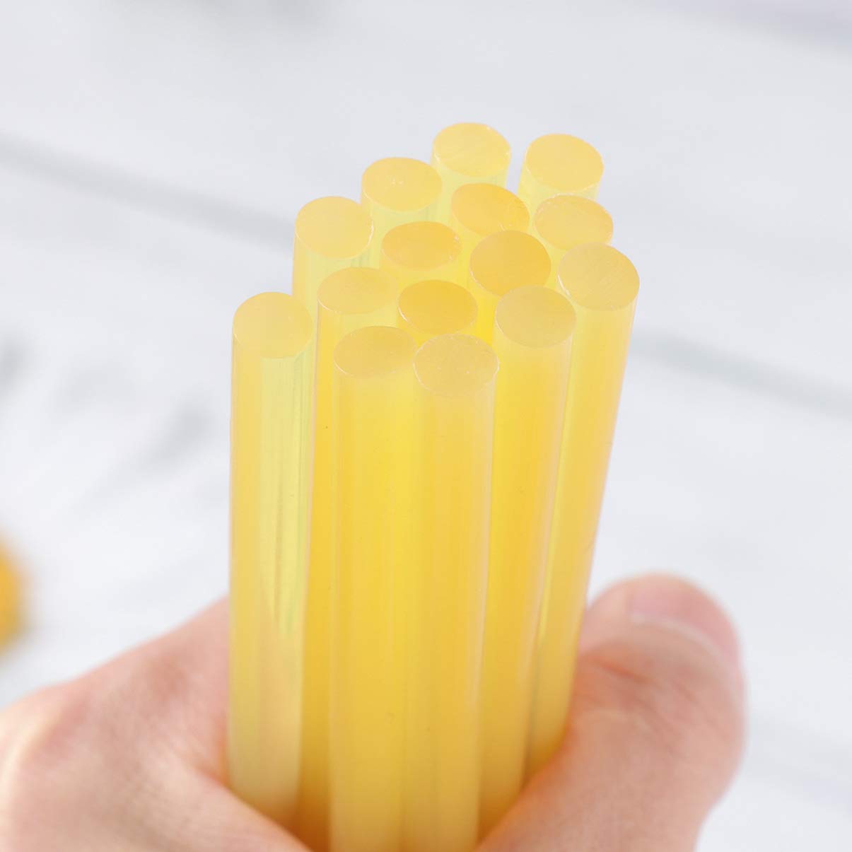 NUOBESTY Lot De 100 Bâtons De Colle Chaude Colorée Adhésif Thermofusible Puissant Pour Projets Domestiques