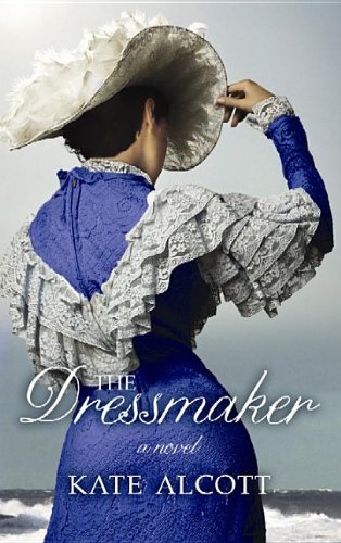 The Dressmaker (Center Point Platinum Romance (Large Print))
