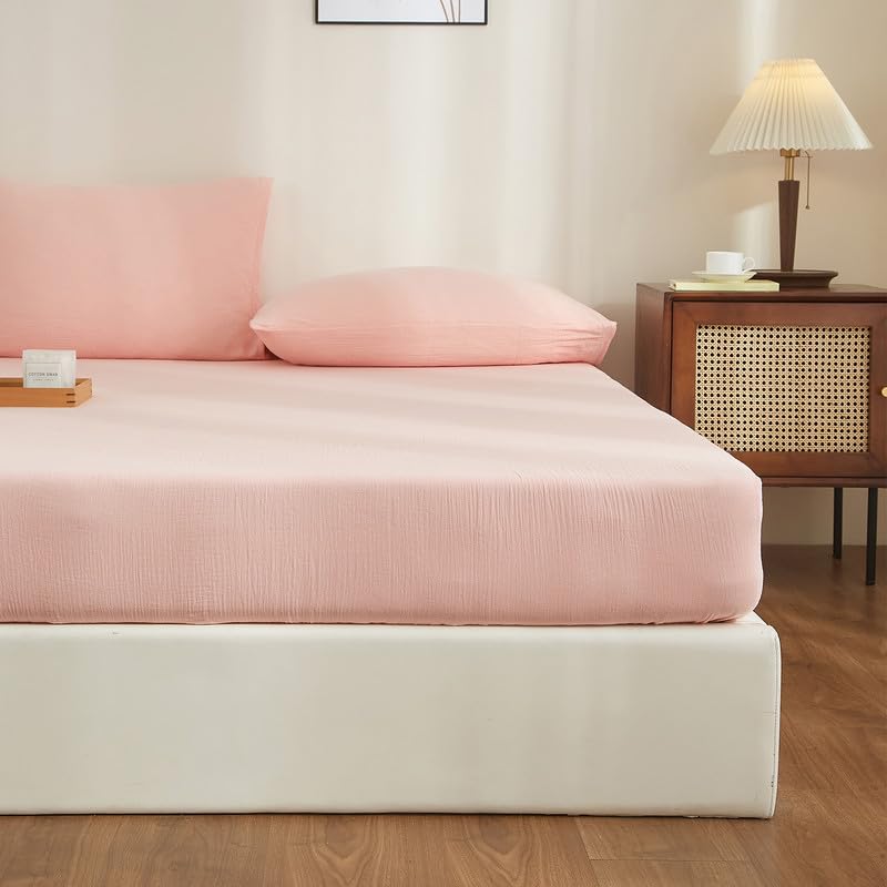 Gezu Muslin Fitted Sheet 140 x 200 cm Pink Light Pink 100% Cotton Made of Breathable Material Temperature Regulating Double Muslin Bed Sheet 140 x 200 cm for High Mattresses up to 15-30 cm - Image 4