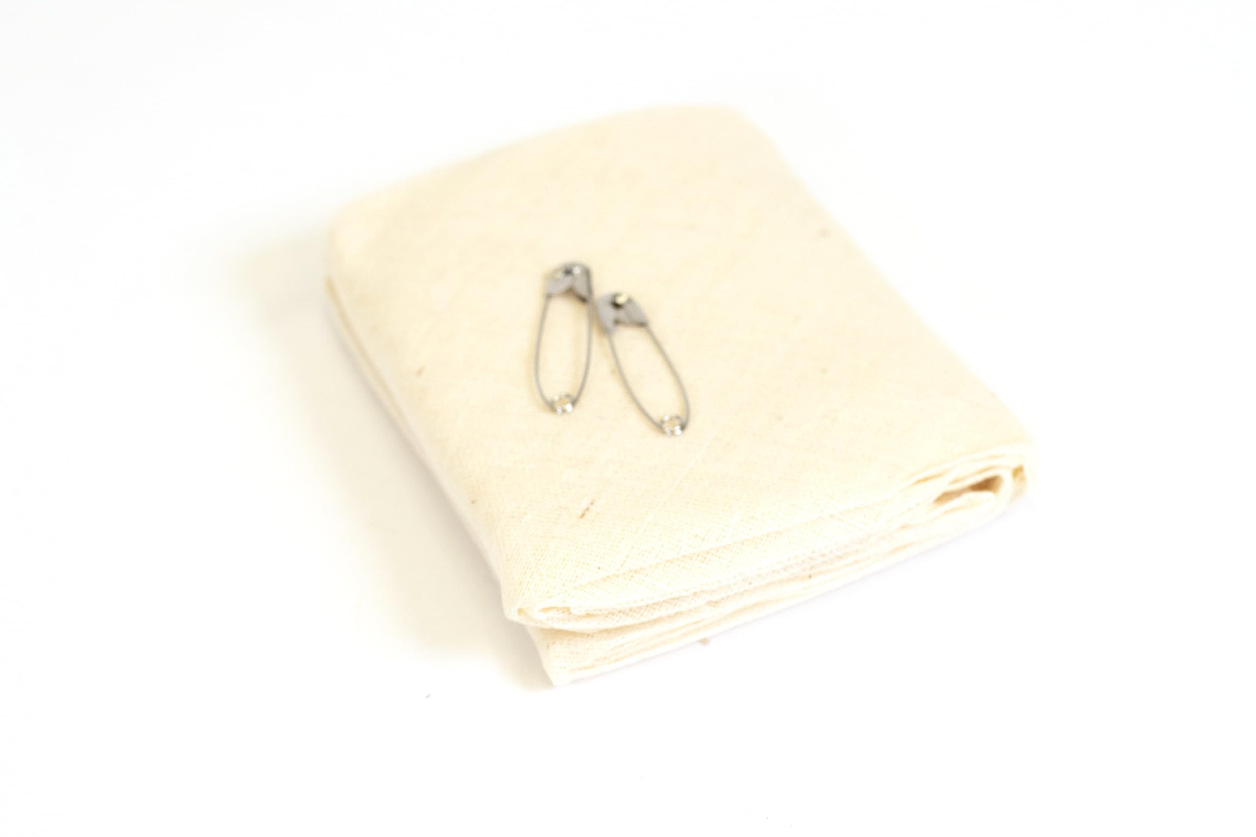 NOVAMEDIC First Aid Triangular Splint Bandage with Safety Pins for Sprain and Fracture Support, Latex-Free Non-Woven Cotton, 40x40x56 cm (Pack of 24)