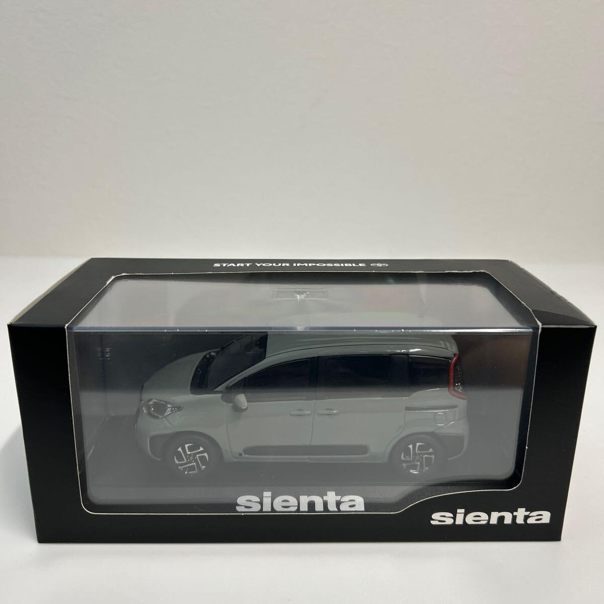 Amazon | 非売品 ミニカー ディーラー特注 1/30 SIENTA 新型 ミニカー 