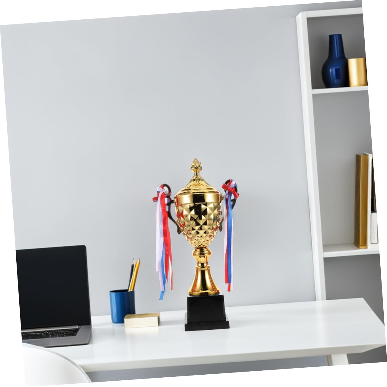 SOIMISS Trofeo De Competición Metálico para Deportes Ceremonias De Premios y Celebraciones Copa Deportiva para Torneos Reconocimiento y Fiestas