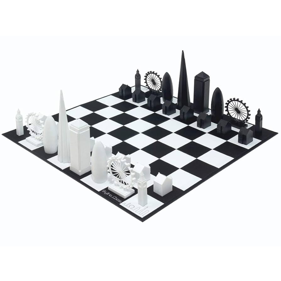 Amazon | The London Skyline Chess Set | チェス | おもちゃ