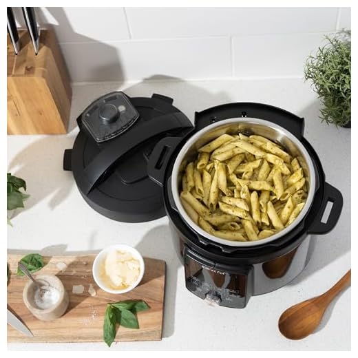 Instant Pot Duo Plus con multicooker whisperquiet da 5,7l, nero. Cuoce a pressione, cottura lenta, cuociriso, rosola, prepara yogurt, scalda, cuoce a vapore, sous vide, prepara torte, facile da pulire