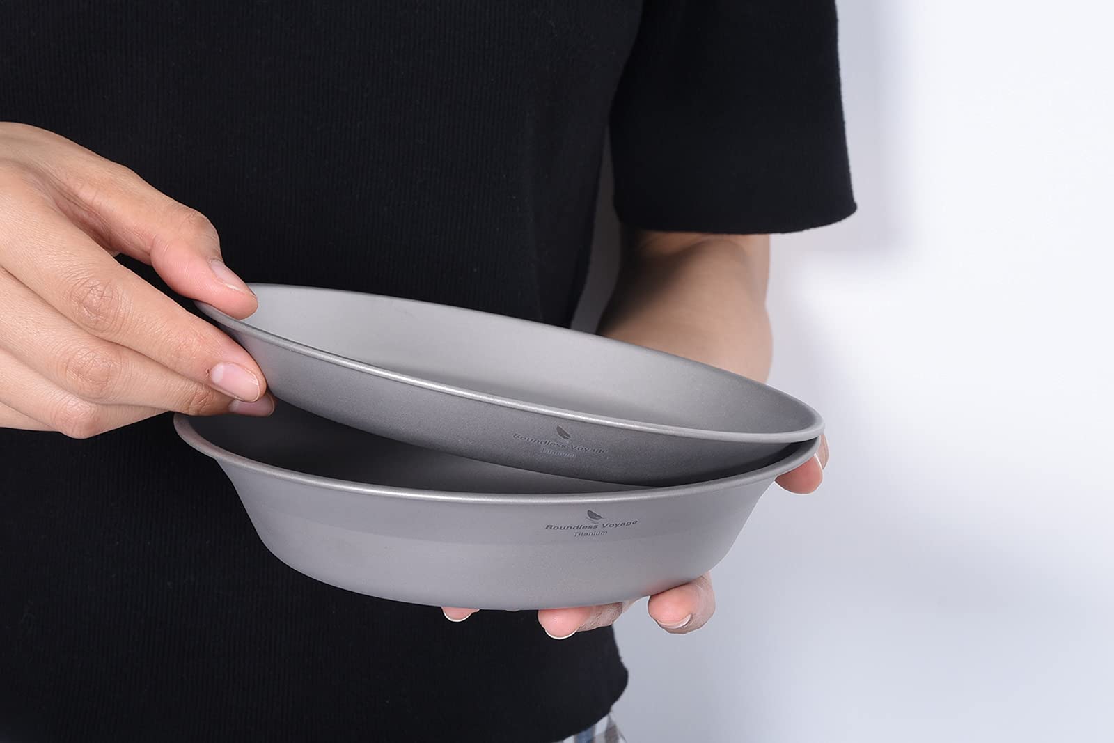iBasingo Titan Teller Schüssel Camping Geschirrset Leichtes Outdoor Küchengeschirr Tragbares Reise Picknick Tablett Platte Tasse Durable Besteck mit Tragetasche