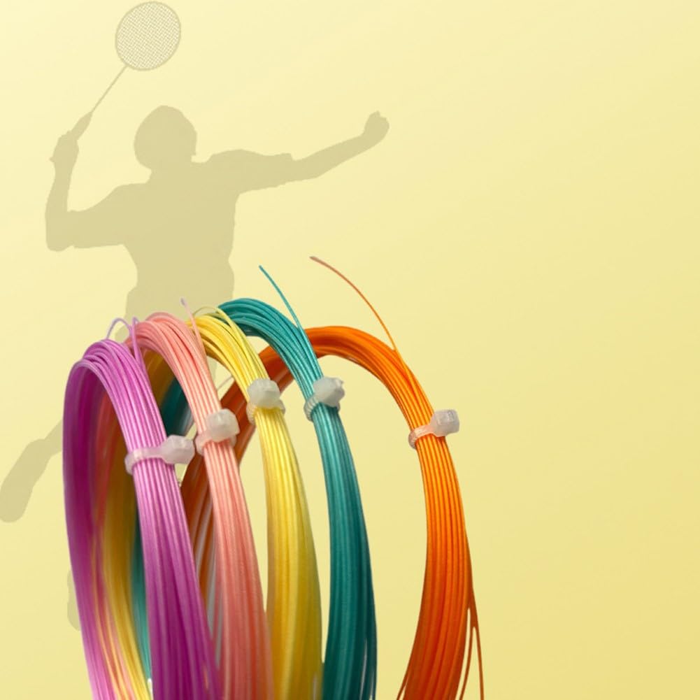 Lot de 2 cordes de badminton en nylon de 0,7 mm pour une pratique à haut rebond, pour un câble durable absorbant les chocs, compatible avec une tension de 10 à 12,7 kg (lot de 2, couleurs