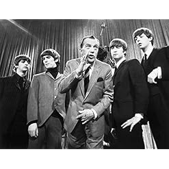 Beatles And Ed SullivanNthe Beatles Photographed On The Set Of The Ed Sullivan Show On 9 February 1964 From Left George Harrison Ringo Starr Ed Sullivan John Lennon Paul Mccartney Poster Print by (18 - Les Beatles, Paul McCartney, John Lennon, RIngo Starr, George Harrison