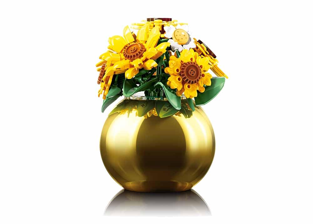 Artificial Sunflower Bouquet with Gold Spherical Vase, Building Block Style Flowers, Home Decor, M38-P8062