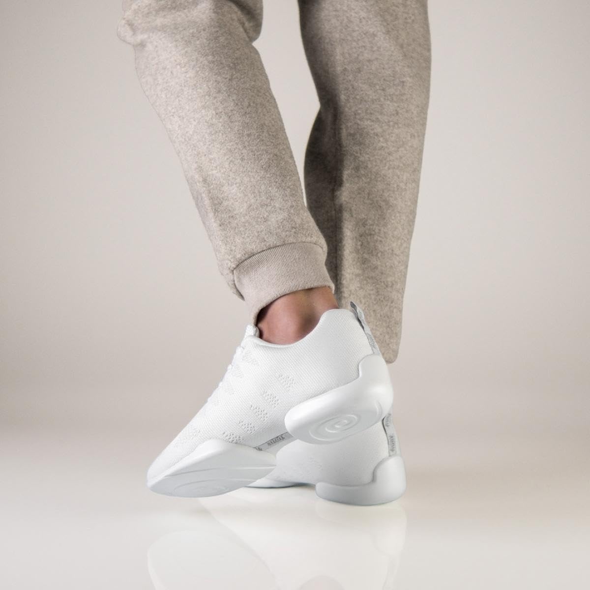 Anna Kern Suny, scarpe da ginnastica da uomo 4060 Bold – Knit Bianco – Larghezza normale – tacco da 1 cm – Suola in PU divisa