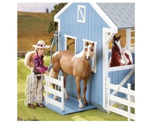 image for Breyer Horses Freedom Series Deluxe Country Stable & Wash Stall with F